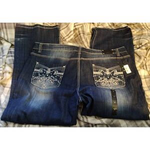 Live Hard Play Hard NWT Jeans Women Size 26 Rhinestone Embellished Pockets